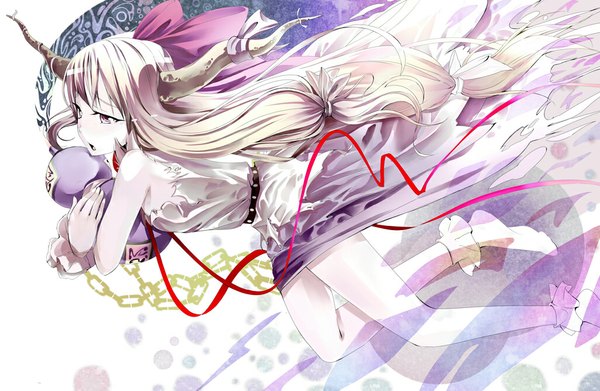 Anime picture 1024x668 with touhou ibuki suika nibante long hair blonde hair pink eyes horn (horns) girl bow ribbon (ribbons) chain alcohol sake gourd