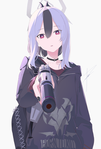 Anime picture 1688x2480 with blue archive kayoko (blue archive) poligon (046) single tall image looking at viewer black hair simple background red eyes white background silver hair upper body ponytail head tilt multicolored hair two-tone hair girl weapon choker gun