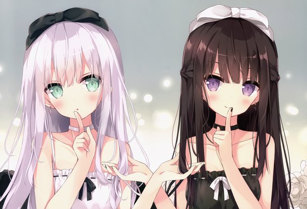 Anime picture 4226x2886 with original hoshi (snacherubi) long hair looking at viewer blush fringe highres black hair purple eyes bare shoulders multiple girls green eyes absurdres silver hair head tilt scan loli finger to mouth symmetry girl