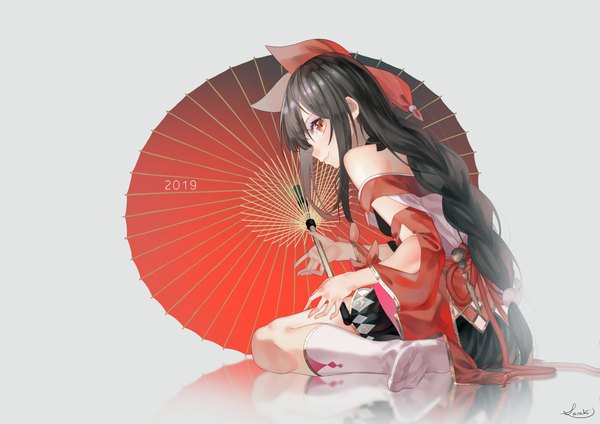 Anime picture 1800x1273 with original saraki single long hair looking at viewer blush fringe highres black hair simple background smile hair between eyes sitting holding brown eyes signed payot full body braid (braids) traditional clothes