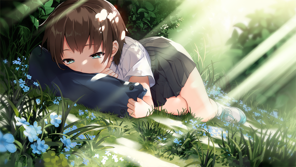 Anime picture 2615x1486 with original panpaka red single blush fringe highres short hair brown hair wide image bent knee (knees) outdoors lying pleated skirt aqua eyes sunlight bare legs looking down on side covered mouth sunbeam