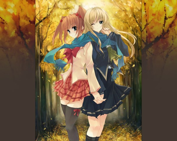 Anime picture 1280x1024 with yudesoba long hair looking at viewer blush short hair blonde hair twintails multiple girls one eye closed light smile wink grey eyes wallpaper holding hands short twintails autumn shared scarf girl thighhighs uniform