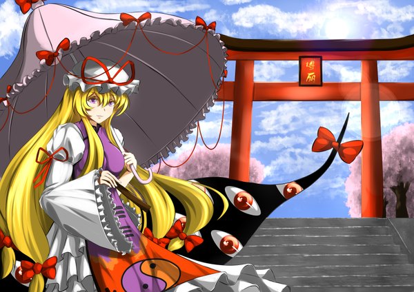 Anime picture 3507x2480 with touhou yakumo yukari bushi j single looking at viewer fringe highres blonde hair red eyes purple eyes holding absurdres sky cloud (clouds) long sleeves very long hair traditional clothes japanese clothes light smile cherry blossoms