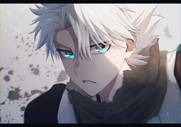 Anime picture 1024x724 with bleach studio pierrot hitsugaya toushirou sumire 1046 single looking at viewer fringe short hair simple background hair between eyes upper body white hair parted lips aqua eyes sunlight grey background torn clothes lens flare letterboxed boy