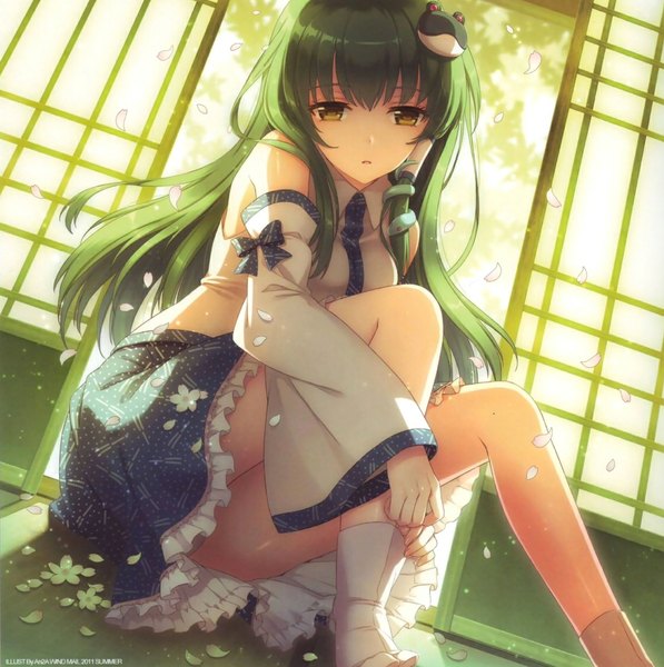 Anime picture 1124x1130 with touhou kochiya sanae an2a single long hair tall image fringe yellow eyes green hair wind legs girl skirt hair ornament flower (flowers) bow detached sleeves miniskirt petals hairclip