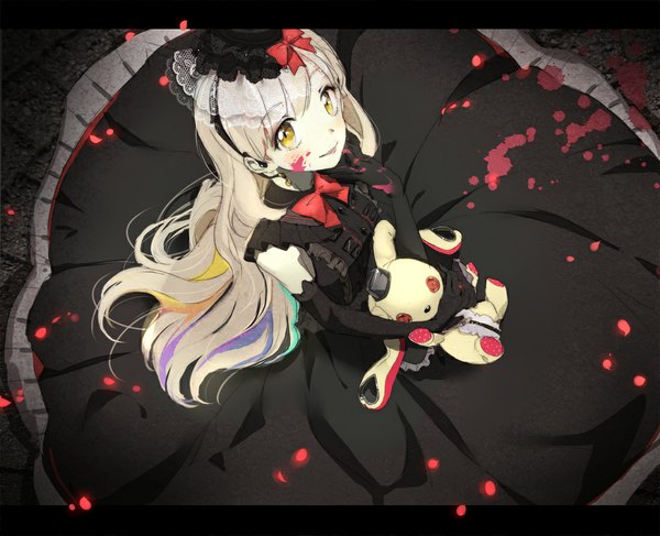 Anime picture 1100x894 with vocaloid mayu (vocaloid) usano mimi ume (plumblossom) single long hair looking at viewer blonde hair yellow eyes letterboxed girl dress gloves bow hat elbow gloves blood toy stuffed animal