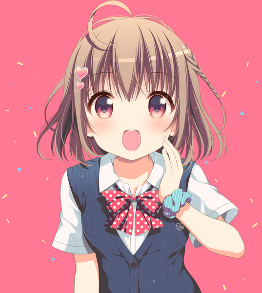 Anime picture 1950x2180 with original march-bunny single tall image blush fringe highres short hair open mouth simple background red eyes brown hair ahoge braid (braids) :d happy side braid pink background polka dot wrist scrunchie