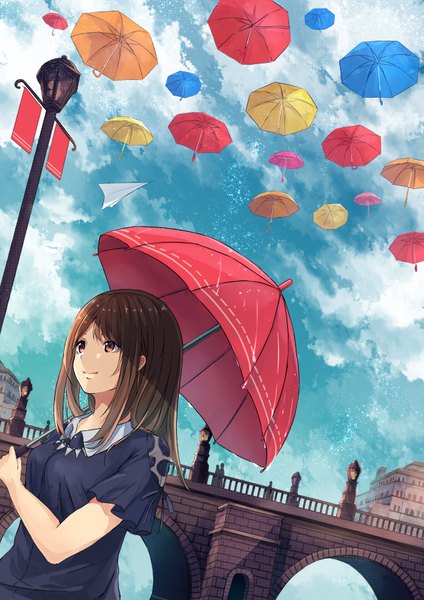 Anime picture 595x841 with original akira (mr akira) single long hair tall image fringe smile brown hair holding brown eyes looking away sky cloud (clouds) outdoors from below shadow short sleeves rain girl building (buildings)
