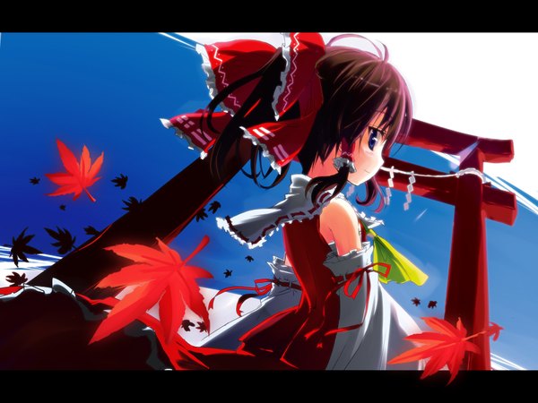 Anime picture 1600x1200 with touhou hakurei reimu gotyou single long hair looking at viewer short hair blue eyes brown hair sky ponytail traditional clothes japanese clothes profile letterboxed miko girl bow ribbon (ribbons) hair bow