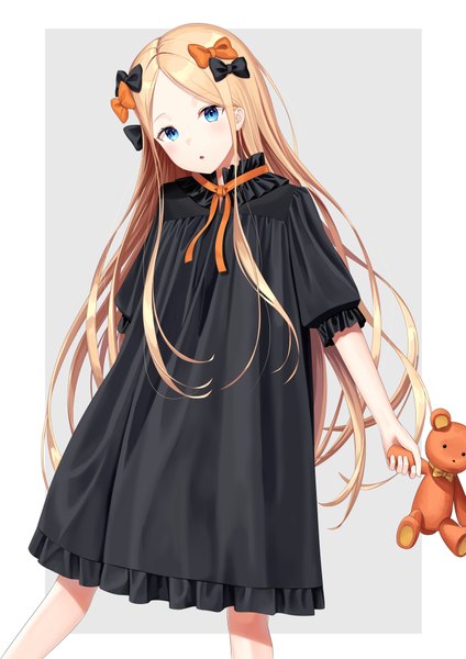 Anime picture 1457x2064 with fate (series) fate/grand order abigail williams (fate) sanbe futoshi single long hair tall image looking at viewer blue eyes blonde hair standing holding grey background :o alternate costume border frilled dress girl dress bow