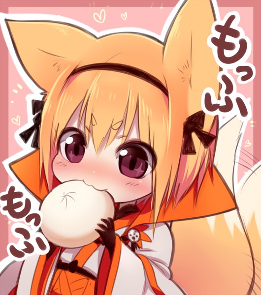 Anime picture 1000x1130 with original ichibi (sukemyon) suke single tall image blush short hair blonde hair red eyes holding animal ears tail animal tail fox ears hieroglyph fox tail fox girl pink background eating chibi