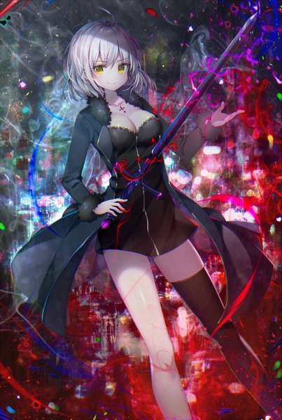 Anime picture 1107x1646 with fate (series) fate/grand order fate/apocrypha jeanne d'arc (fate) (all) jeanne d'arc alter (fate) koto seori single tall image looking at viewer fringe short hair breasts smile hair between eyes yellow eyes cleavage silver hair ahoge >:) wicked dragon witch ver. shinjuku 1999