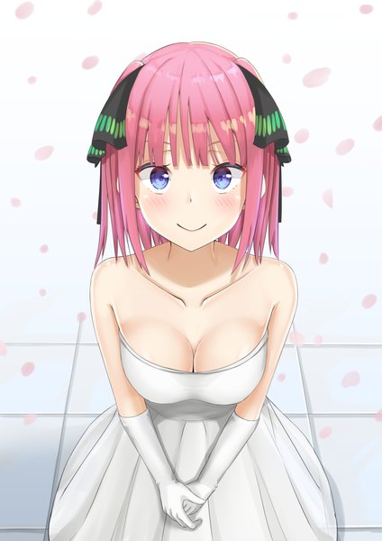 Anime picture 1447x2047 with go-toubun no hanayome nakano nino plu xx single tall image looking at viewer blush fringe short hair breasts blue eyes light erotic simple background smile large breasts standing white background bare shoulders pink hair cleavage