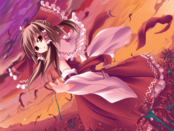 Anime picture 1280x960 with touhou hakurei reimu ina (inadahime) single long hair black hair red eyes sky cloud (clouds) miko field girl flower (flowers) bow hair bow detached sleeves higanbana