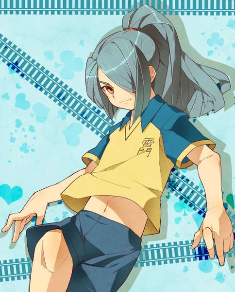 Anime picture 1000x1239 with inazuma eleven kazemaru ichirouta yamaki suzume single long hair tall image looking at viewer fringe smile ponytail hair over one eye aqua hair orange eyes blue background boy uniform gym uniform soccer uniform