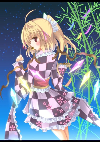 Anime picture 2507x3541 with touhou flandre scarlet lio (artist) single tall image blush highres short hair blonde hair red eyes ahoge japanese clothes looking back night sky eating checkered tanabata girl plant (plants) wings