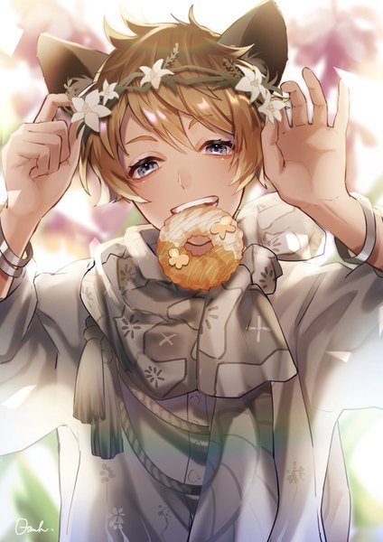 Anime picture 1100x1556 with twisted wonderland ruggie bucchi otoufu (gotouhu) single tall image looking at viewer fringe short hair hair between eyes brown hair purple eyes holding animal ears upper body mouth hold boy food scarf wreath doughnut