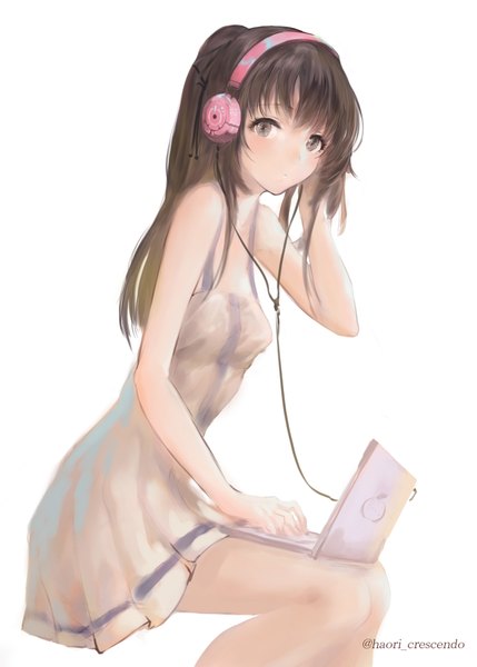 Anime picture 715x1000 with original apple inc. iori (cpeilad) single long hair tall image looking at viewer blush fringe breasts simple background brown hair white background sitting bare shoulders brown eyes signed bent knee (knees) ponytail :o
