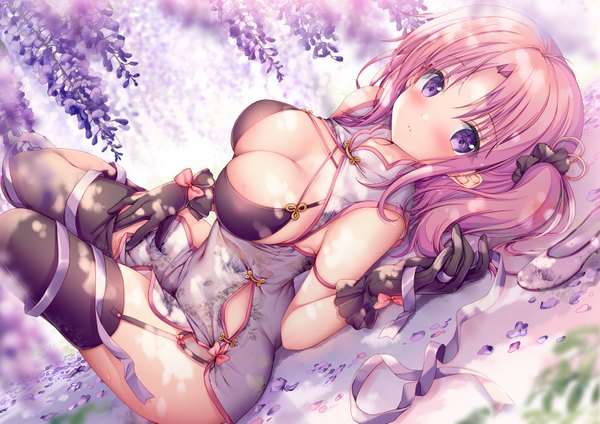 Anime picture 3500x2475 with original izumi kaori (twinbox) sousouman single long hair looking at viewer blush fringe highres breasts light erotic large breasts purple eyes payot pink hair absurdres cleavage lying traditional clothes parted lips