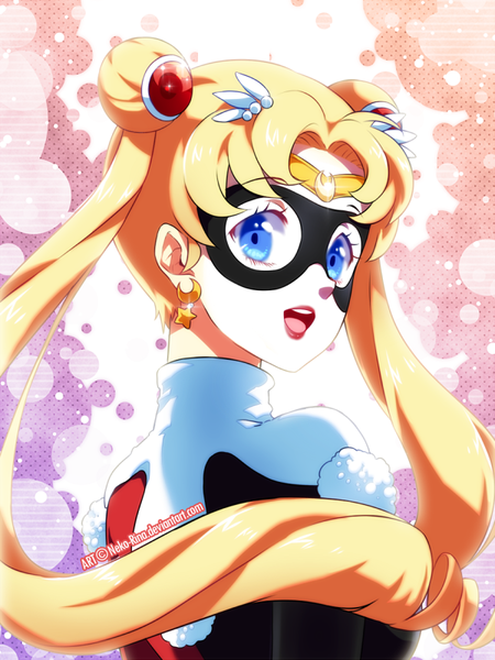 Anime picture 600x800 with bishoujo senshi sailor moon toei animation tsukino usagi sailor moon neko-rina single long hair tall image open mouth blonde hair twintails signed upper body looking back hair bun (hair buns) lipstick red lipstick cosplay white skin harley queen (cosplay)