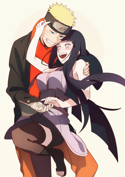 Anime picture 707x1000 with naruto studio pierrot naruto (series) uzumaki naruto hyuuga hinata oba-min long hair tall image blush fringe short hair breasts open mouth blue eyes black hair blonde hair simple background smile white background holding