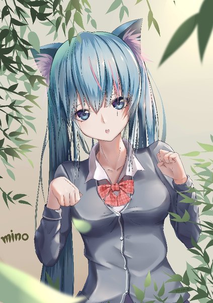 Anime picture 578x818 with vocaloid hatsune miku minoominoomi single long hair tall image looking at viewer fringe open mouth blue eyes hair between eyes twintails signed animal ears blue hair upper body head tilt multicolored hair cat ears two-tone hair