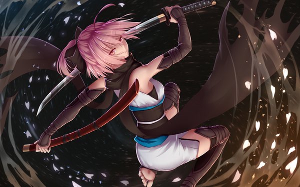 Anime-Bild 3200x2000 mit fate (series) fate/stay night koha-ace artoria pendragon (all) saber okita souji (fate) (all) okita souji (koha-ace) bakanoe single looking at viewer fringe highres short hair breasts hair between eyes twintails holding pink hair ahoge bent knee (knees)