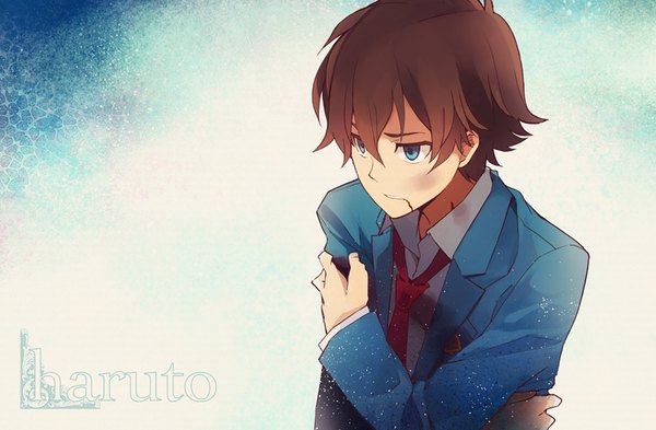 Anime picture 800x524 with kakumeiki valvrave sunrise (studio) tokishima haruto takerusilt single fringe short hair blue eyes simple background hair between eyes brown hair looking away upper body character names crossed arms boy uniform school uniform blood