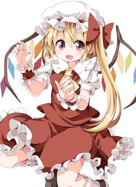 Anime picture 727x1000 with touhou flandre scarlet ruu (tksymkw) single long hair tall image blush short hair open mouth simple background red eyes white background bent knee (knees) :d teeth fang (fangs) one side up girl wings frills