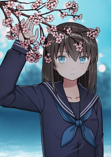 Anime picture 707x1000 with original clarinet (natsumi3230) single long hair tall image looking at viewer fringe black hair hair between eyes payot upper body outdoors arm up aqua eyes depth of field cherry blossoms expressionless girl uniform serafuku
