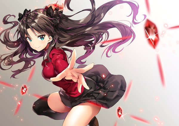 Anime picture 1100x778 with fate (series) fate/stay night toosaka rin riichu single long hair looking at viewer blush black hair smile aqua eyes grey background sparkle two side up spread arms girl thighhighs skirt bow black thighhighs