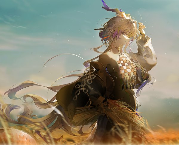 Anime picture 1800x1460 with arknights shu (arknights) koio single looking at viewer fringe highres hair between eyes holding outdoors very long hair profile arm up horn (horns) pointy ears grey hair girl wheat
