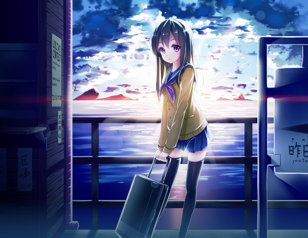 Anime picture 1335x1031 with original toritori (yakitoriya) single long hair looking at viewer black hair purple eyes cloud (clouds) evening sunset girl thighhighs skirt uniform black thighhighs school uniform serafuku suitcase