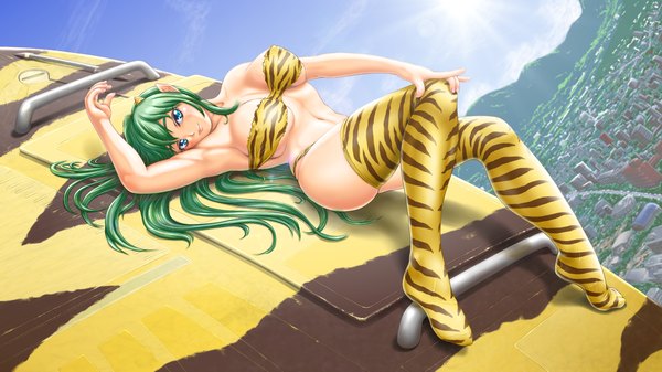 Anime picture 1920x1080 with urusei yatsura lum comma long hair blush highres blue eyes light erotic wide image green hair pointy ears city girl thighhighs navel