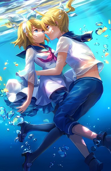 Anime picture 652x1000 with vocaloid kagamine rin kagamine len stellarism tall image fringe short hair blue eyes blonde hair short sleeves underwater face to face girl dress boy pantyhose shoes bubble (bubbles)