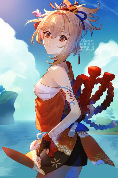 Anime picture 600x900 with genshin impact yoimiya (genshin impact) rowya single tall image looking at viewer fringe short hair blonde hair smile hair between eyes red eyes standing signed sky cloud (clouds) outdoors ponytail tattoo turning head