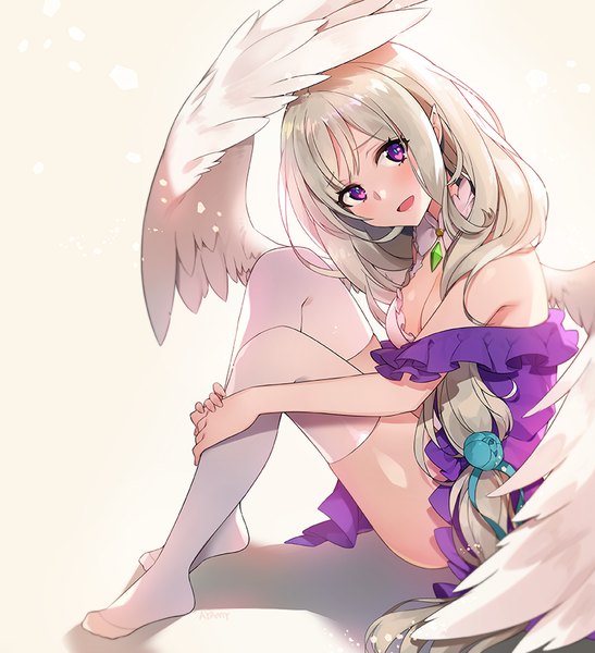 イラスト 800x876 と re:ゼロから始める異世界生活 white fox エミリア(リゼロ) あやみ (annahibi) ソロ 長髪 長身像 カメラ目線 赤面 開いた口 座る 紫目 銀髪 女の子 ストッキング ドレス 白いストッキング 翼