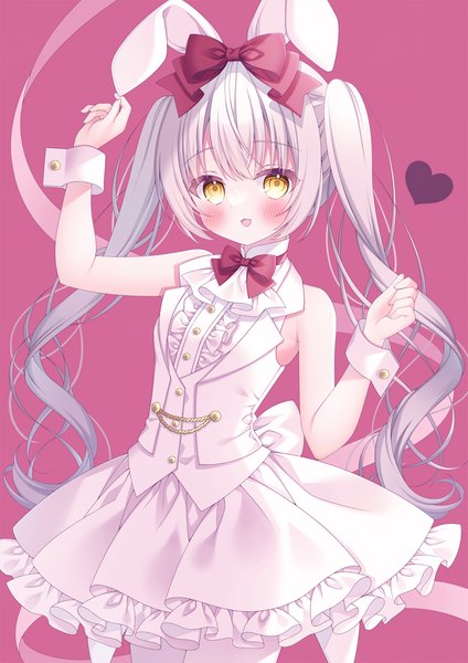Anime-Bild 1060x1500 mit original puu (kari---ume) single long hair tall image looking at viewer blush open mouth simple background twintails animal ears yellow eyes silver hair :d bunny ears pink background girl bow hair bow pantyhose