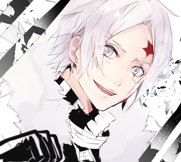 Anime picture 830x744 with d.gray-man allen walker ori (pixiv1532928) single looking at viewer short hair smile silver hair parted lips fur trim turning head facial mark portrait face silver eyes boy gloves black gloves jacket fur
