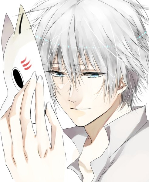 Anime-Bild 900x1100 mit hotarubi no mori e gin (hotarubi no mori e) setu02 single tall image fringe short hair blue eyes hair between eyes white background holding light smile grey hair open collar boy mask fox mask