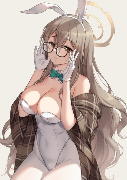 Anime-Bild 744x1052 mit blue archive akane (blue archive) akane (bunny girl) (blue archive) suneru single long hair tall image fringe breasts light erotic simple background smile hair between eyes brown hair large breasts brown eyes animal ears grey background bunny ears fake animal ears