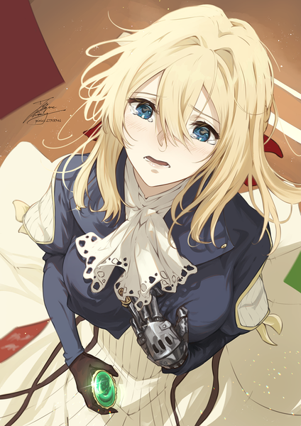 Anime-Bild 1061x1500 mit violet evergarden kyoto animation violet evergarden (character) fadingz single tall image blush fringe short hair open mouth blue eyes blonde hair hair between eyes holding signed payot long sleeves from above puffy sleeves tears