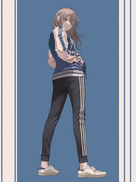 Anime-Bild 2400x3200 mit original asada asahi single long hair tall image looking at viewer fringe highres blue eyes hair between eyes brown hair standing full body ass long sleeves looking back from behind blue background outside border hands in pockets