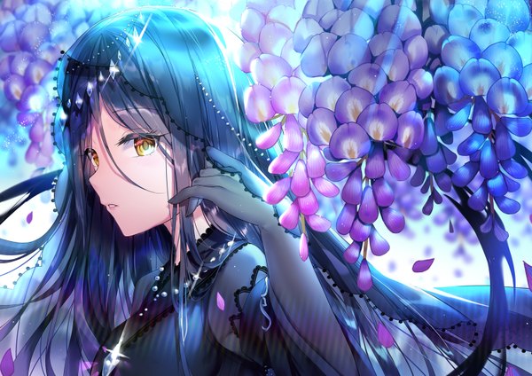 Anime picture 1500x1060 with food fantasy seaweed soup (food fantasy) silveroid single long hair looking at viewer fringe black hair hair between eyes standing yellow eyes payot upper body parted lips arm up fingernails lips sunlight blurry sparkle