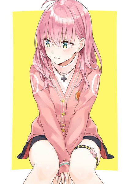 Anime picture 1000x1412 with virtual youtuber game club project sakuragi miria azuuru single long hair tall image blush fringe simple background smile hair between eyes sitting green eyes looking away pink hair ahoge bare legs border between thighs