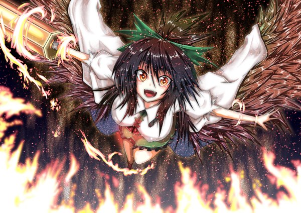 Anime picture 2500x1768 with touhou reiuji utsuho akane haru (artist) long hair highres open mouth black hair red eyes teeth fang (fangs) arm cannon girl skirt bow weapon hair bow miniskirt wings fire green skirt