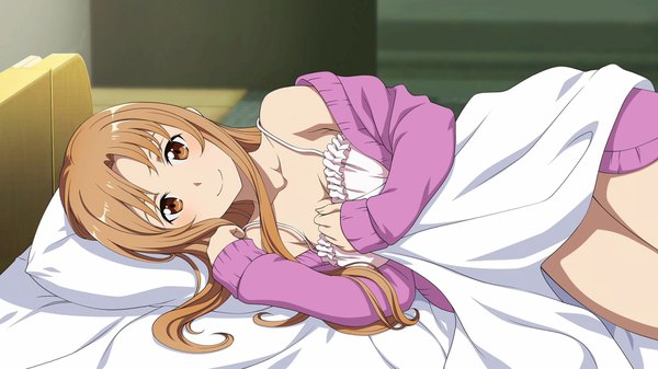 Anime picture 1920x1080 with sword art online sword art online: fatal bullet a-1 pictures yuuki asuna single long hair looking at viewer fringe highres breasts light erotic smile brown hair wide image bare shoulders brown eyes game cg cleavage indoors lying