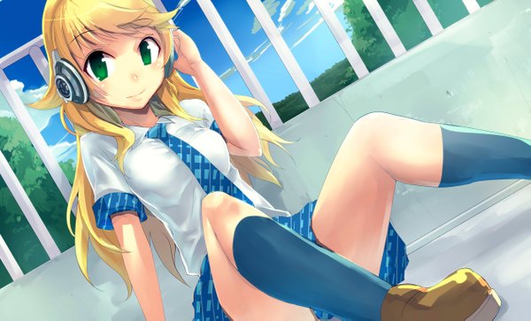 Anime picture 1262x765 with idolmaster idolmaster (classic) hoshii miki maitake (loose) long hair blonde hair wide image green eyes rough time school girl uniform school uniform shirt socks necktie headphones black socks