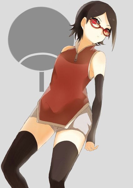 Anime picture 724x1023 with naruto studio pierrot naruto (series) uchiha sarada sogawa single tall image looking at viewer short hair black hair simple background red eyes bare shoulders bent knee (knees) grey background zettai ryouiki girl thighhighs black thighhighs detached sleeves