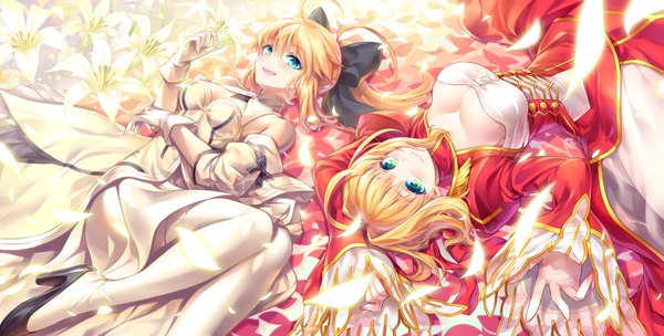Anime picture 1771x900 with fate (series) fate/stay night fate/extra fate/unlimited codes artoria pendragon (all) saber nero claudius (fate) (all) nero claudius (fate) saber lily kousaki rui long hair looking at viewer blush highres blue eyes blonde hair wide image multiple girls underbust girl